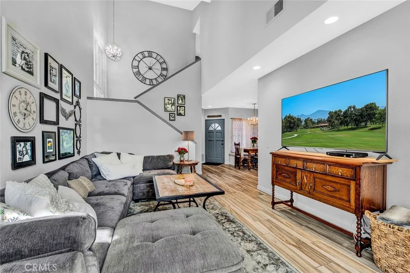 2306 Aspen, Tustin, CA 92782