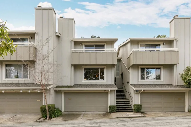 42 Lyonridge, San Mateo, CA 94402