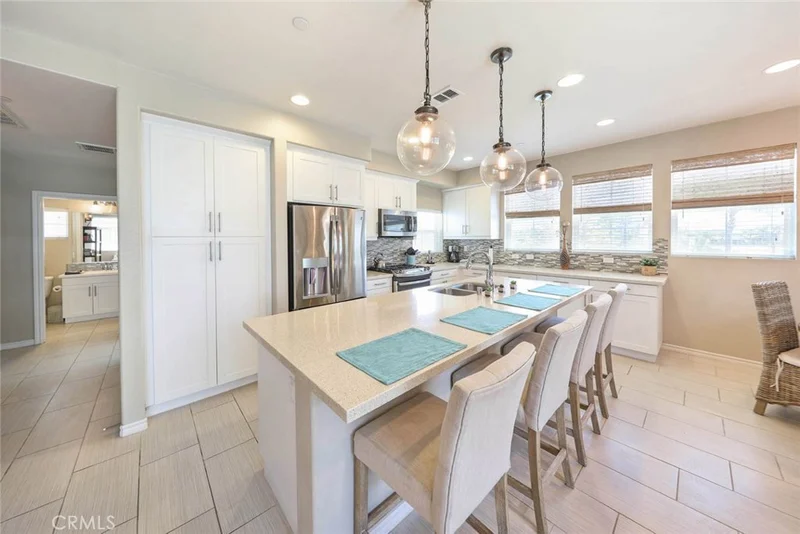 615 Seabright Cir, Costa Mesa, CA 92627