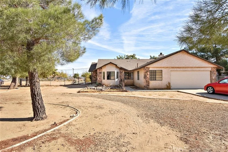 7825 Jenkins, Hesperia, CA 92345