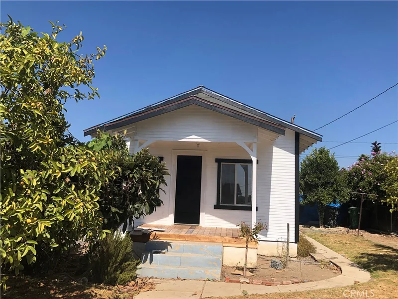 521 2nd, La Habra, CA 90631
