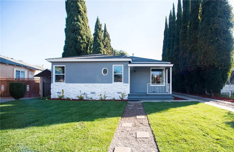 520 Pannes, Compton, CA 90221