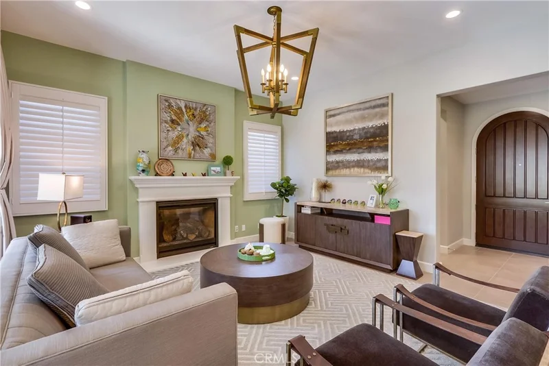 52 Rim Crest, Irvine, CA 92602