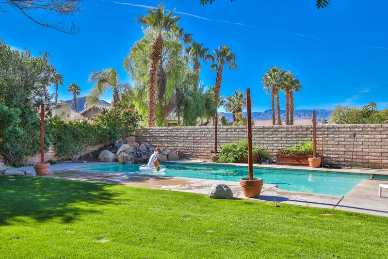 78735 Sanita, La Quinta, CA 92253