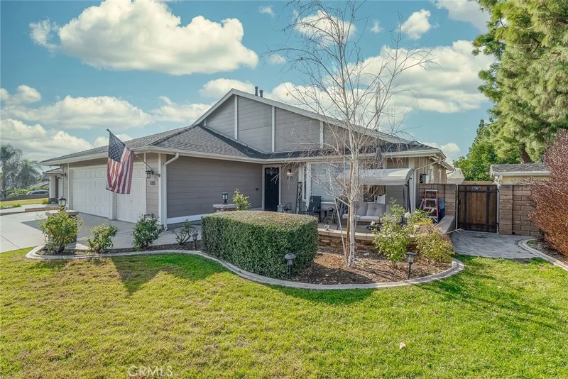105 Rennell, San Dimas, CA 91773