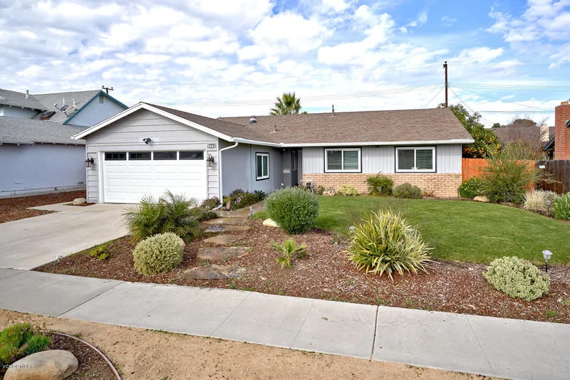 8943 Denver, Ventura, CA 93004