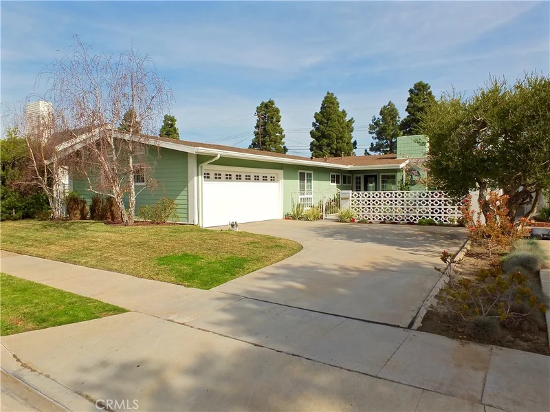 420 Linares, Long Beach, CA 90803