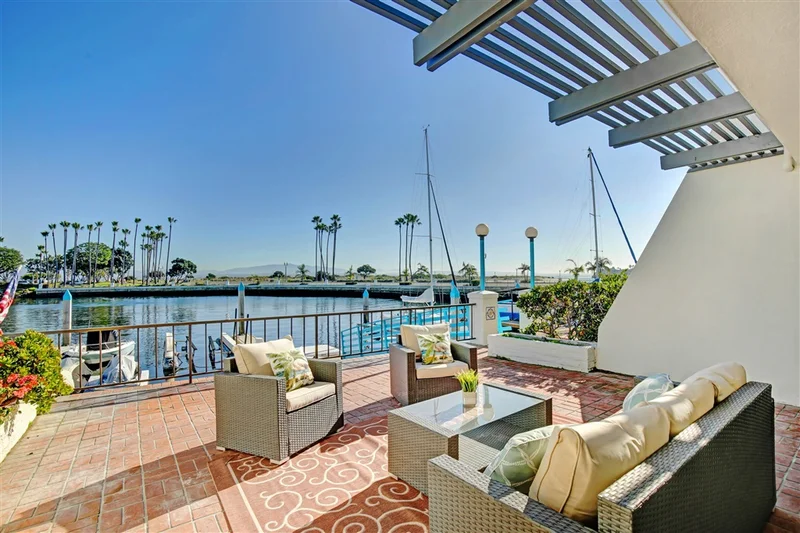 9 Antigua Court, Coronado, CA 92118