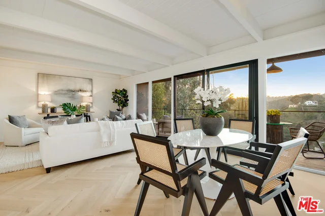 7900 Willow Glen, Los Angeles, CA 90046
