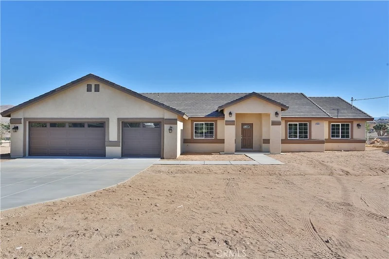 19005 Sheffield, Hesperia, CA 92345