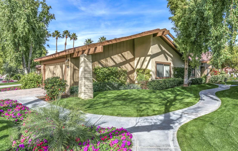 78 Laredo, Palm Desert, CA 92211