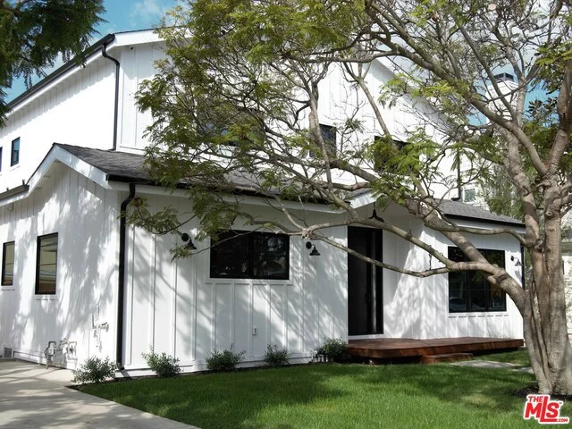 7911 Stewart, Los Angeles, CA 90045