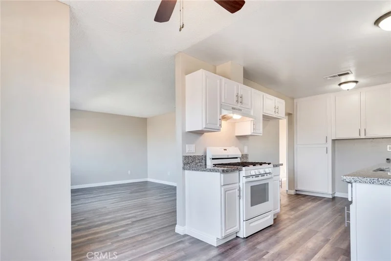 434 El Monte, San Jacinto, CA 92583