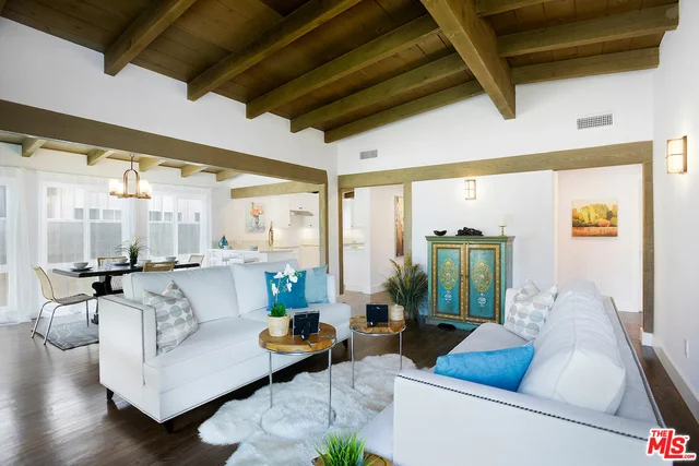 7730 Bluebell, North Hollywood, CA 91605