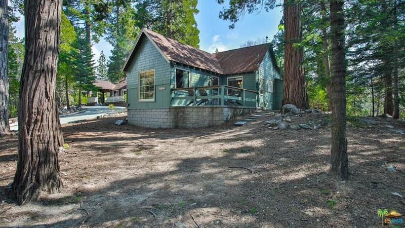 27277 Little Bear, Blue Jay, CA 92317
