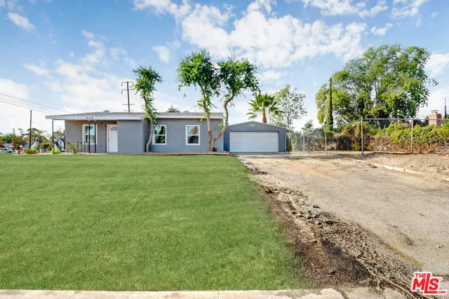 909 Brockton, Redlands, CA 92374