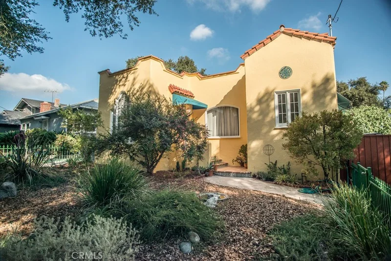 295 Howard, Pasadena, CA 91104