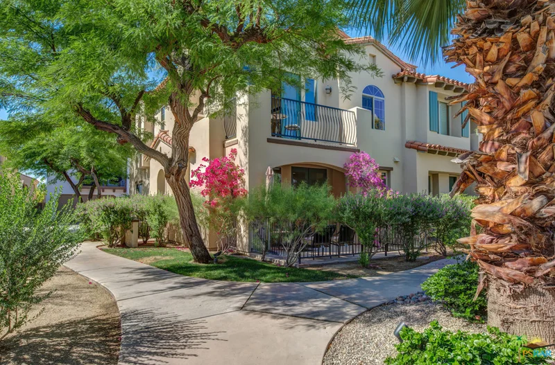 450 White Fox, Palm Springs, CA 92262
