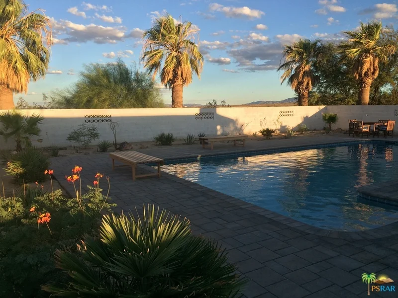 4327 Normglo, 29 Palms, CA 92277