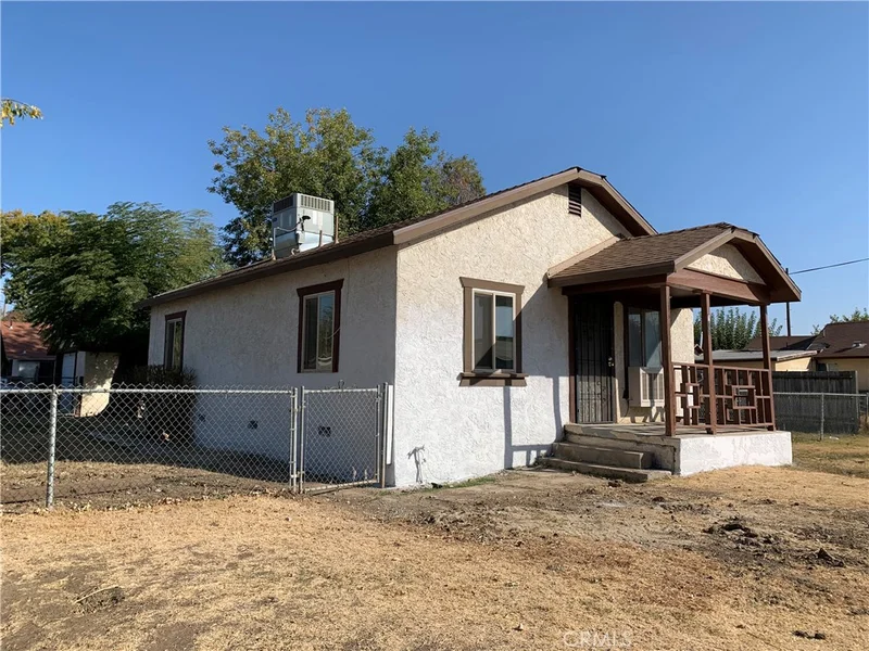 877 Joyce, Merced, CA 95341