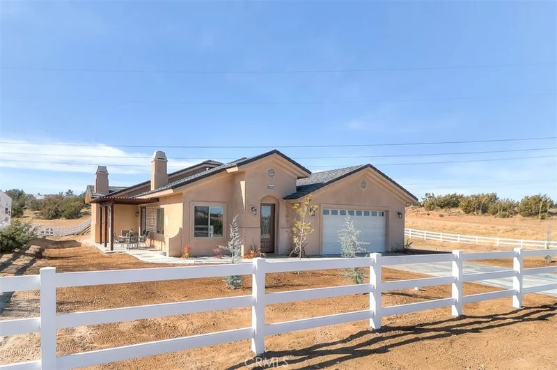 8484 Macron, Oak Hills, CA 92344