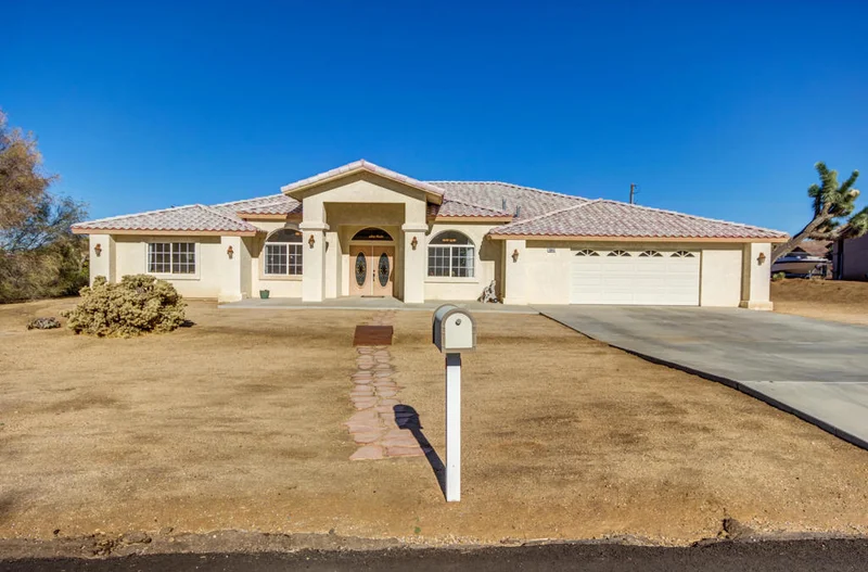 8843 San Diego, Yucca Valley, CA 92284
