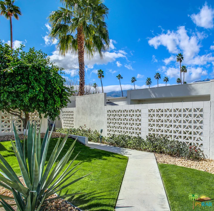 1886 Sandcliff, Palm Springs, CA 92264