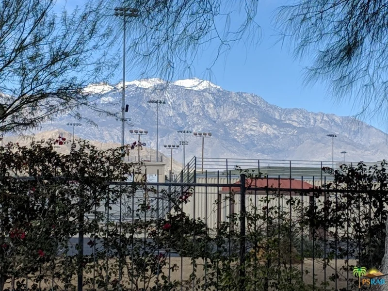 43376 Cook #5, Palm Desert, CA 92211