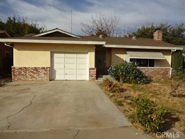 1051 Elm, Gustine, CA 95322