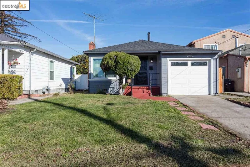 10400 Voltaire Ave, Oakland, CA 94603