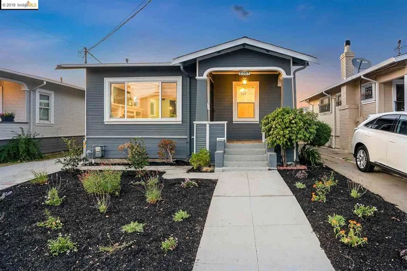 2307 66th Ave, Oakland, CA 94605