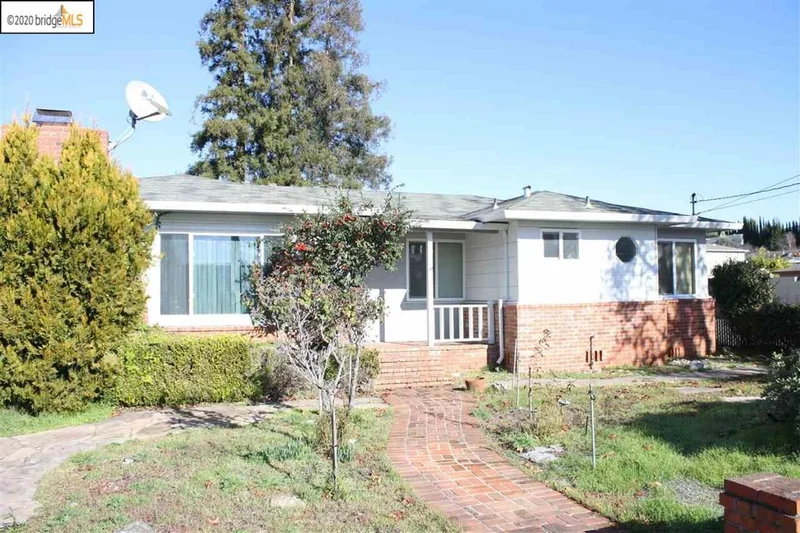4238 Heyer Ave, Castro Valley, CA 94546