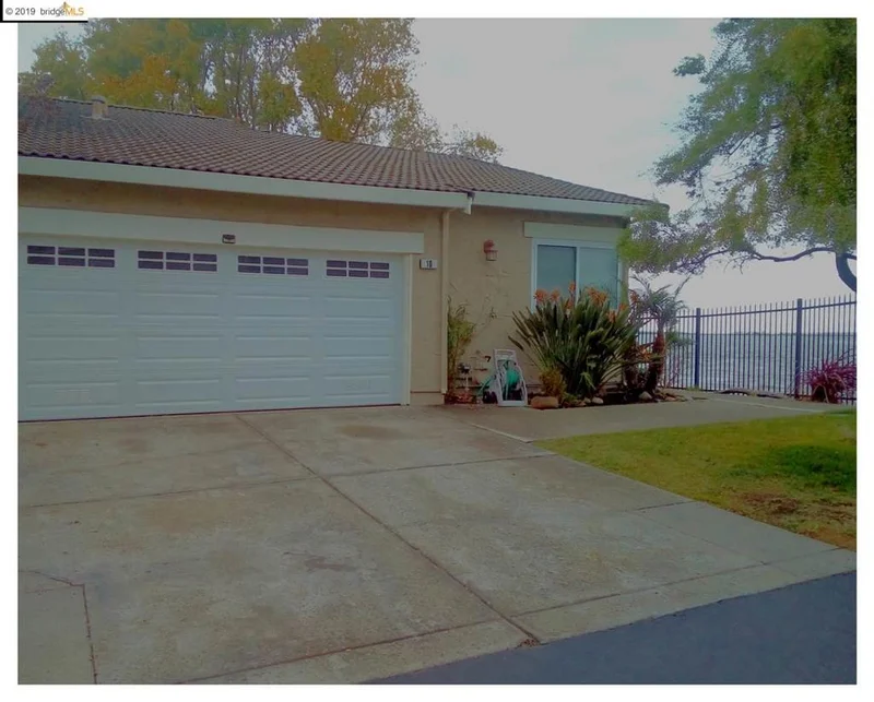 10 Sea Point Way, Pittsburg, CA 94565