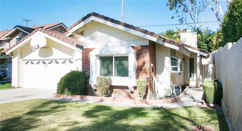 2757 River Trail, Orange, CA 92865