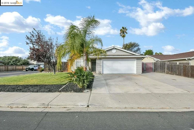 5101 Teakwood Drive, Oakley, CA 94561-1626