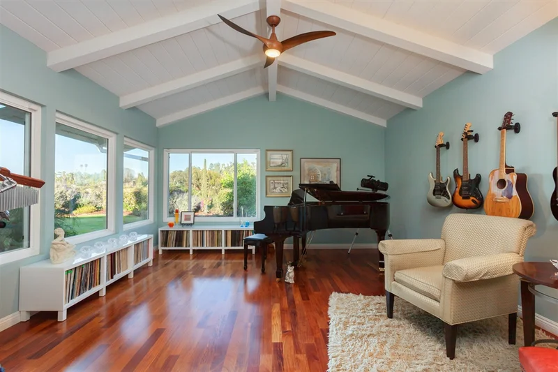1860 El Jardin Ct, El Cajon, CA 92020