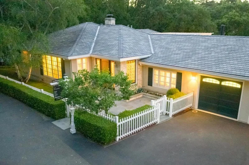 103 Toyon Court, Woodside, CA 94062