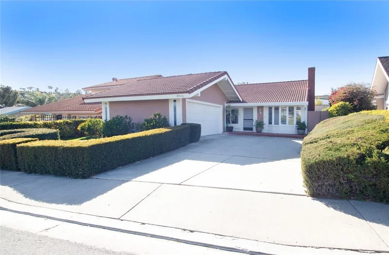 25531 Fir, Laguna Hills, CA 92653