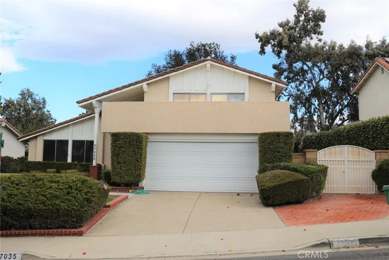 27035 Mariscal, Mission Viejo, CA 92691