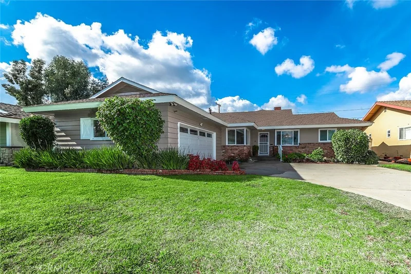 4229 Clubhouse, Lakewood, CA 90712