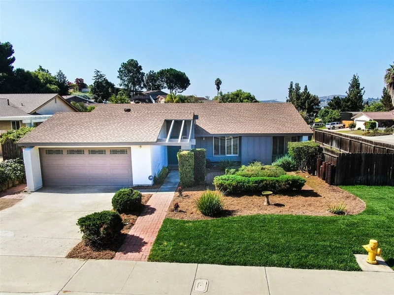 10203 Centinella, La Mesa, CA 91941