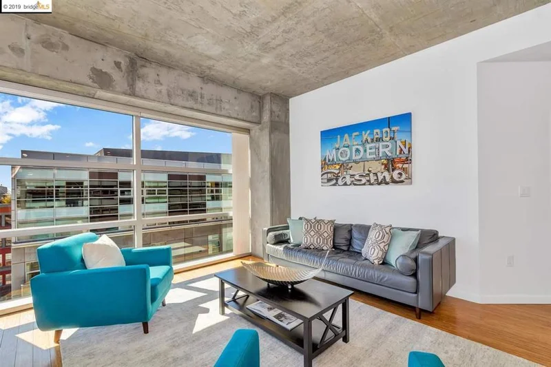 428 Alice St #804, Oakland, CA 94607