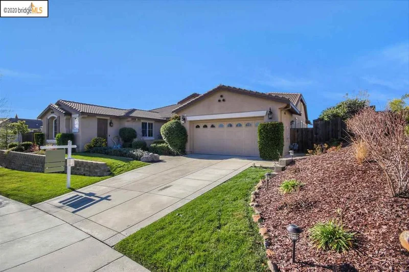 1025 Pacific Grove Ct, Brentwood, CA 94513