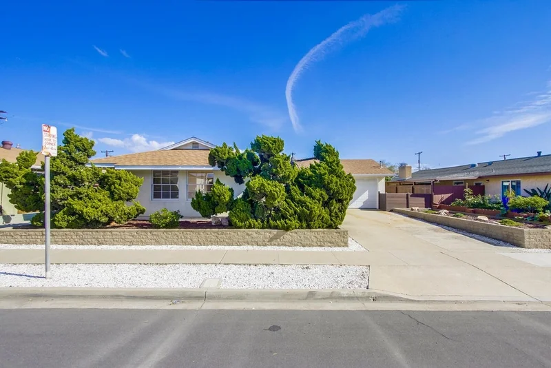 4321 Moraga Ave, San Diego, CA 92117