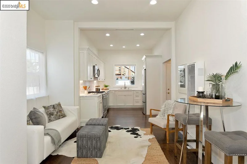 555 34th, Oakland, CA 94609