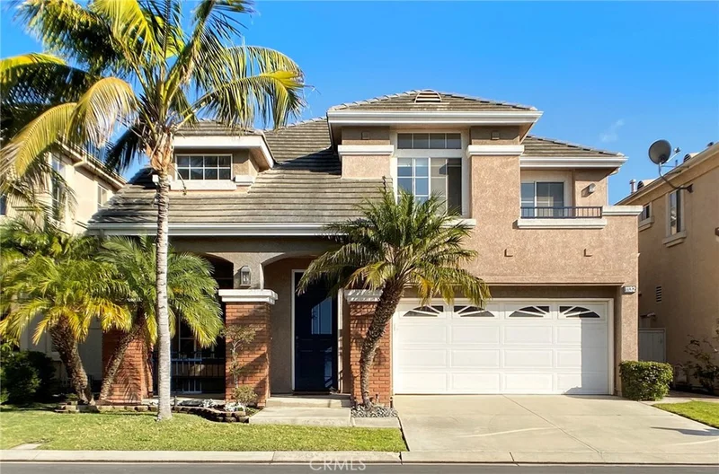 1132 Pacific Cove, Huntington Beach, CA 92648