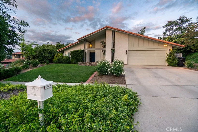 5520 Via San Jacinto, Riverside, CA 92506