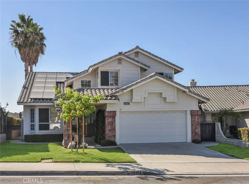 29357 Hidden Oak, Canyon Country, CA 91387