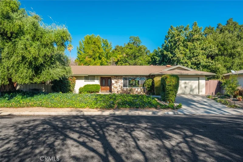 26034 Edgemont, San Bernardino, CA 92404