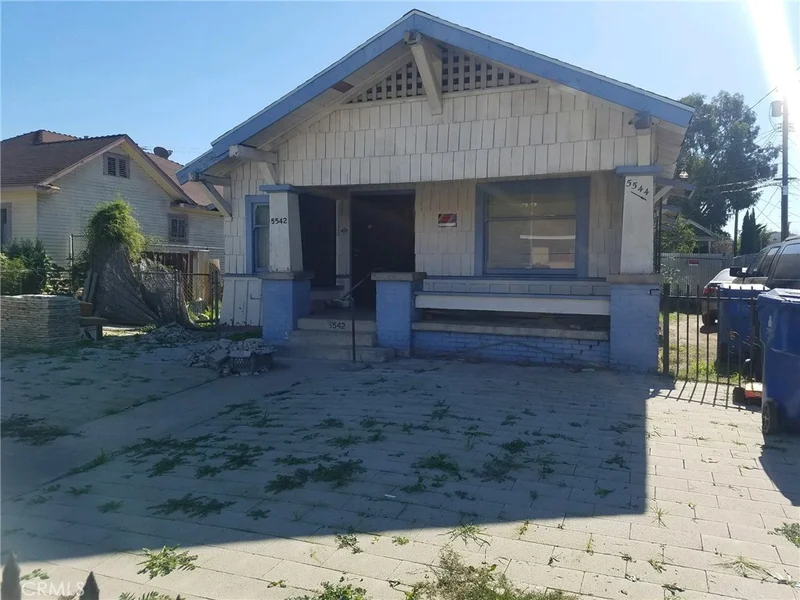 5542 Romaine, Los Angeles, CA 90038
